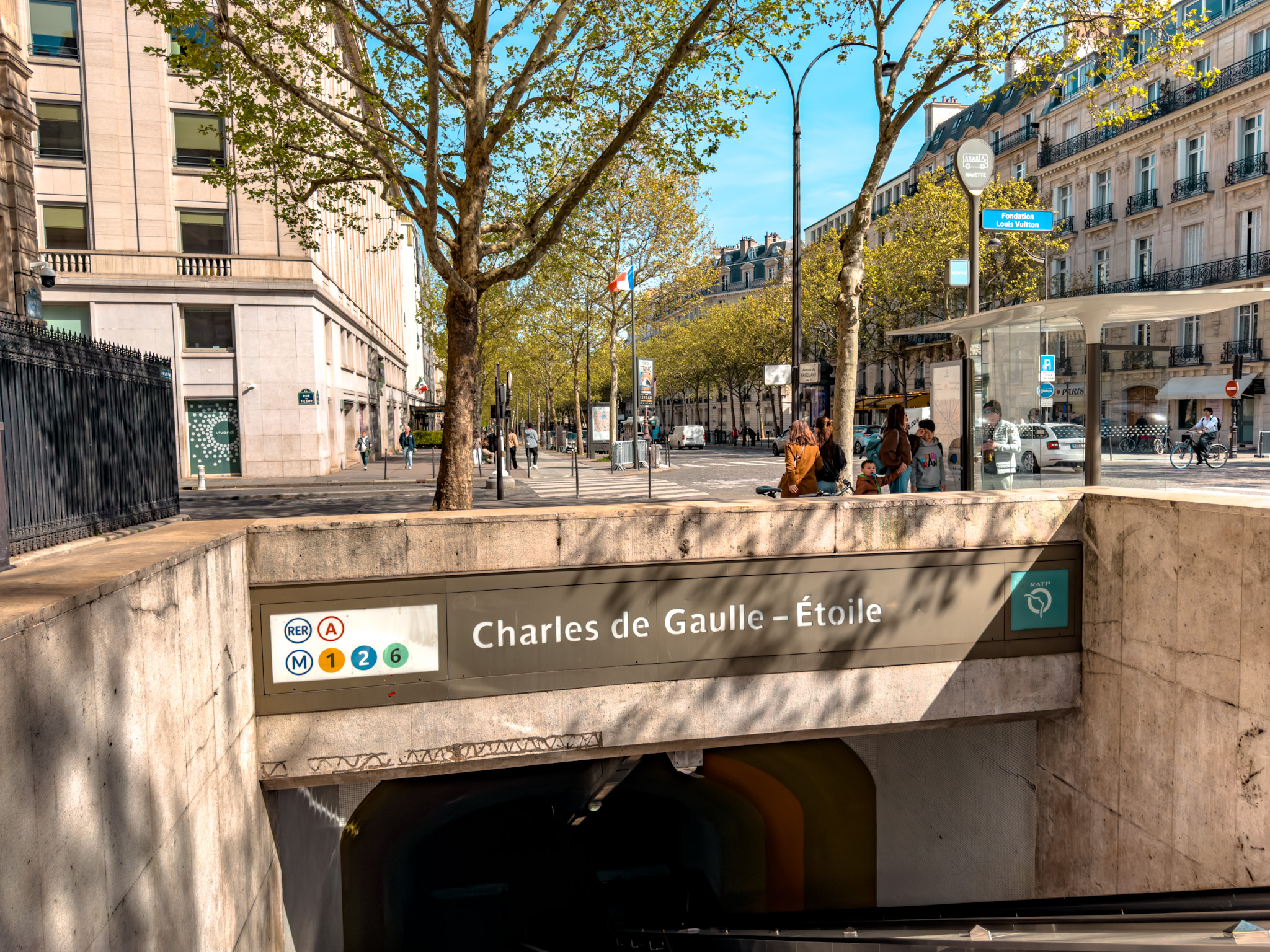 Paris train.jpg